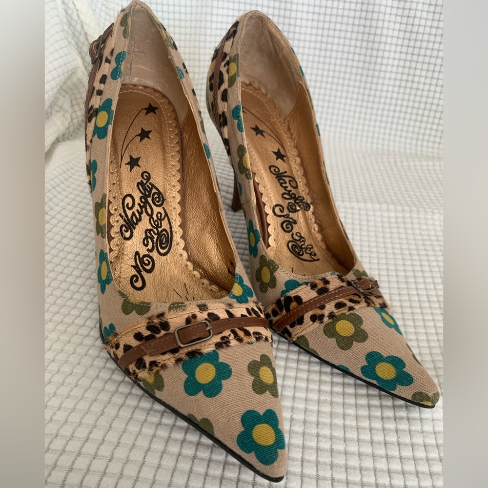 Naughty Monkey Women's Hilary Pump Size 8